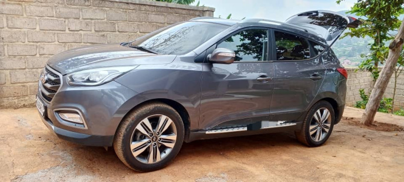 hyundai-tucson-big-0