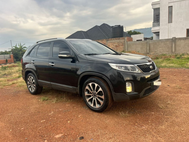 kia-sorento-big-0