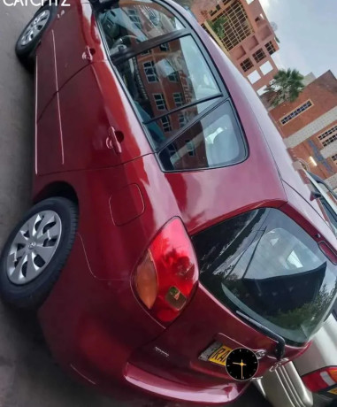 toyota-corolla-verso-big-0