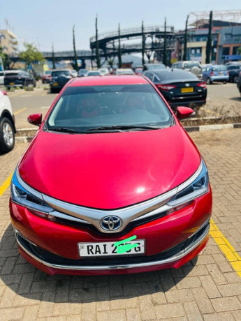 toyota-corolla-big-1