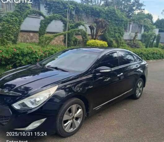 hyundai-sonata-hybrid-2012-for-sale-big-1