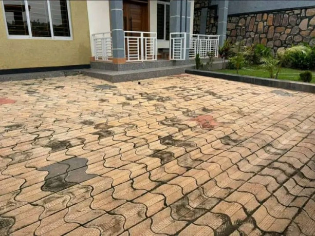 kibagabaga-kigali-gorgeous-house-for-sale-big-2
