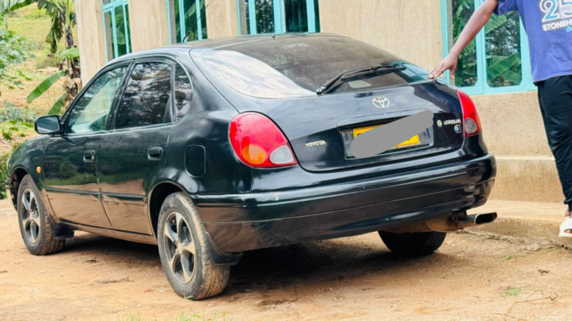 toyota-corolla-big-3