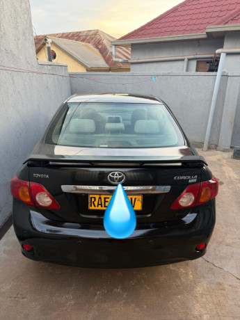 toyota-corolla-big-0