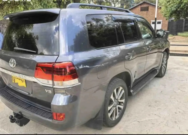 land-cruiser-vxr-automatic-2010-d4d-for-sale-big-2