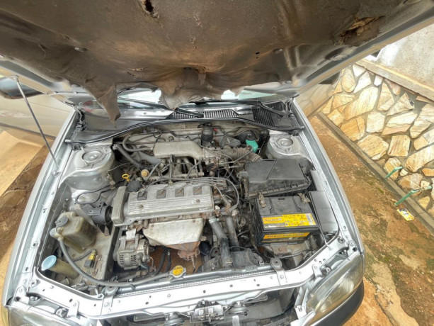 toyota-avensis-big-3