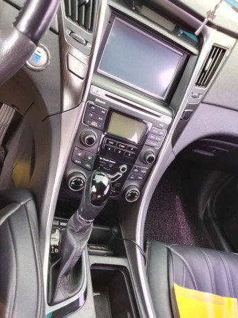 hyundai-sonata-big-2