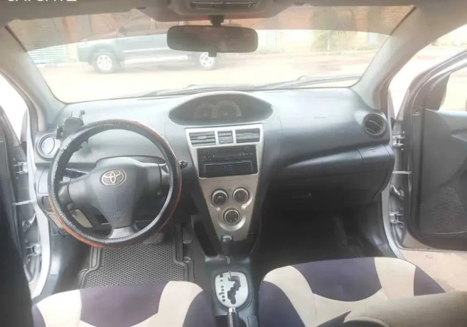 toyota-yaris-big-2