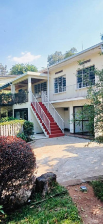 ep-115-kiyovu-kiyovu-very-cheapest-unfurnished-nice-house-with-spacious-garden-for-rent-big-0