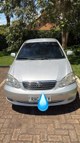 toyota-altis-big-0