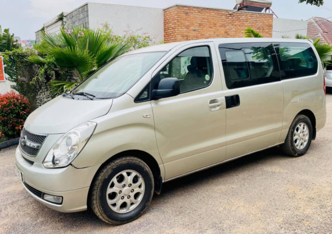 comfortable-reliable-passenger-van-perfect-for-travel-and-business-big-1