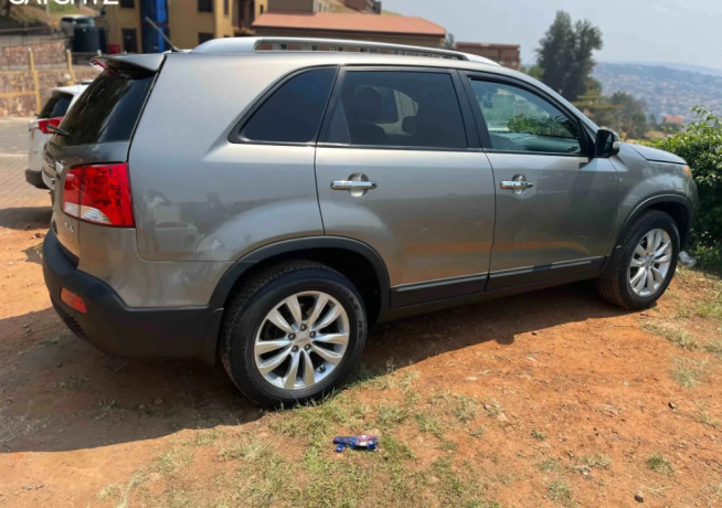 kia-sorento-2010-automatic-for-sale-big-1