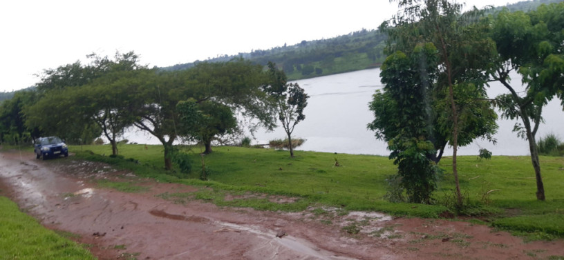 land-for-rent-in-muhazi-lake-access-on-lake-big-3