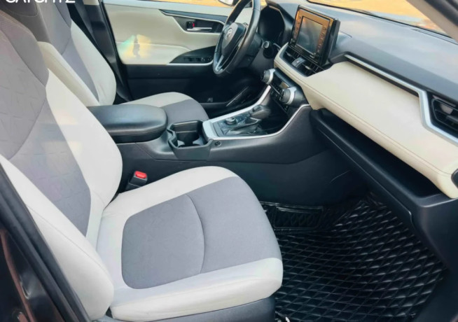 toyota-rav4-hybrid-2020-for-sale-big-0