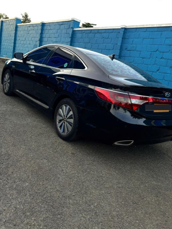 hyundai-grandeur-hybrid-big-3
