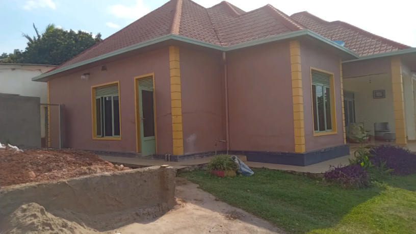kigali-house-for-sale-in-remera-big-5