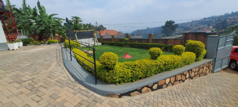kigali-unfurnished-house-for-rent-in-nyanza-big-1
