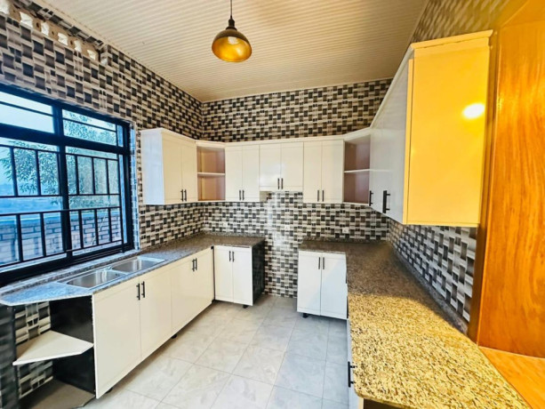 kigali-house-for-rent-in-kanombe-big-2
