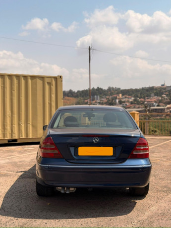 2003-mercedes-benz-c-class-big-6
