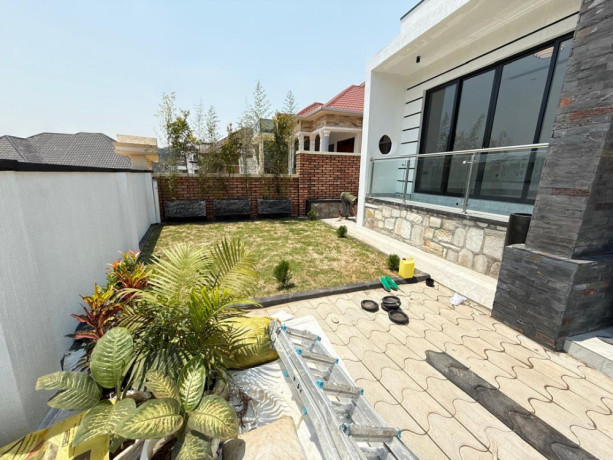 kibagabaga-house-for-sale-in-kigali-big-2