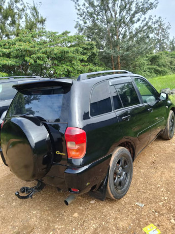 toyota-rav4-big-0