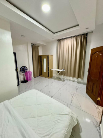 remera-near-amahoro-stadium-fully-furnished-1bedroom-apartment-for-rent-at-650k450-in-good-location-big-0