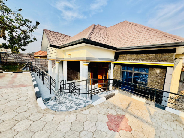 kigali-rwanda-house-for-sale-in-kabeza-rubirizi-big-1