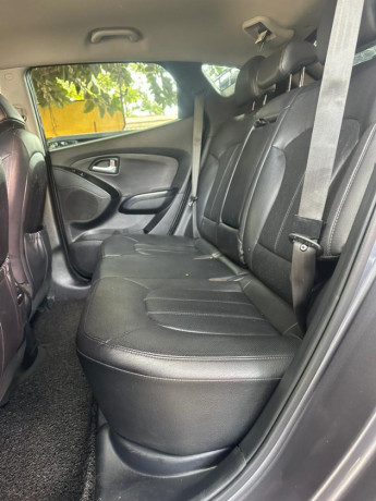 hyundai-tucson-luxury-comfort-perfect-condition-best-price-big-6