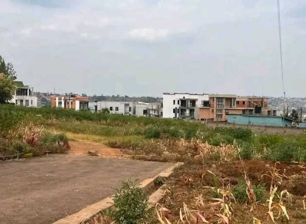 kinyinya-residential-plot-for-sale-200-million-big-2
