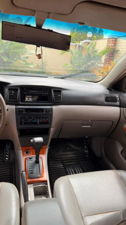 toyota-altis-big-1