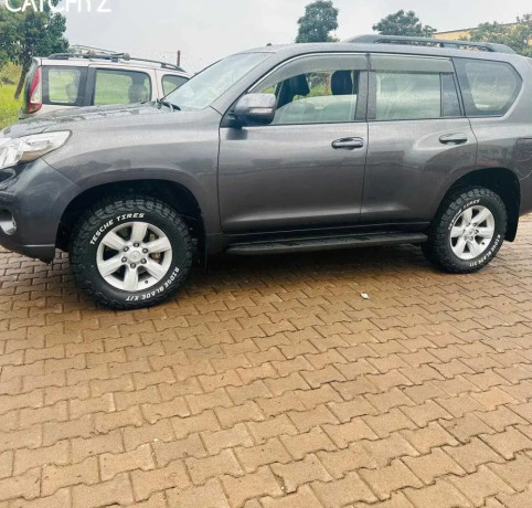 toyota-txl-prado-big-0