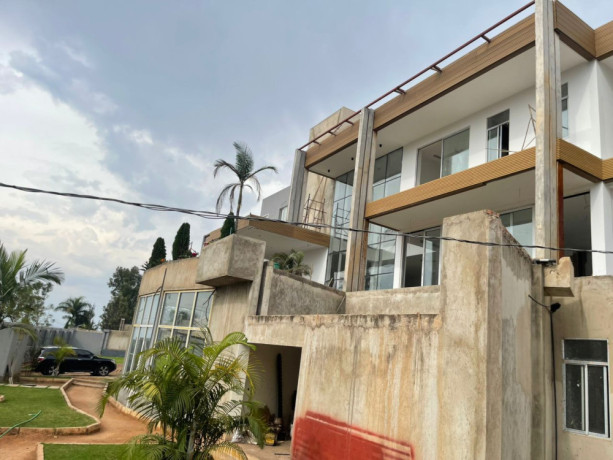 executive-house-for-sale-rebero-kigali-rwanda-big-0
