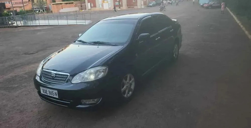 toyota-corolla-altis-2005-for-sale-big-0