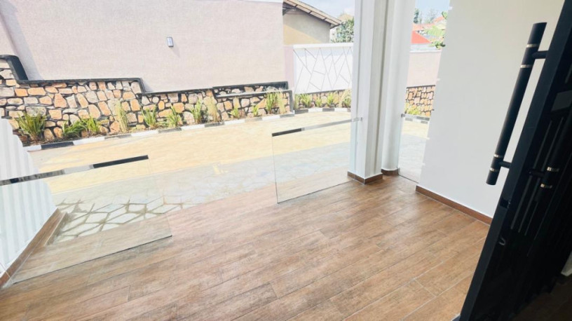 kimironko-house-for-sale-in-kigali-big-4