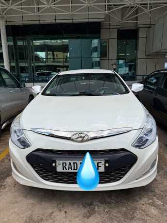 hyundai-sonata-big-0