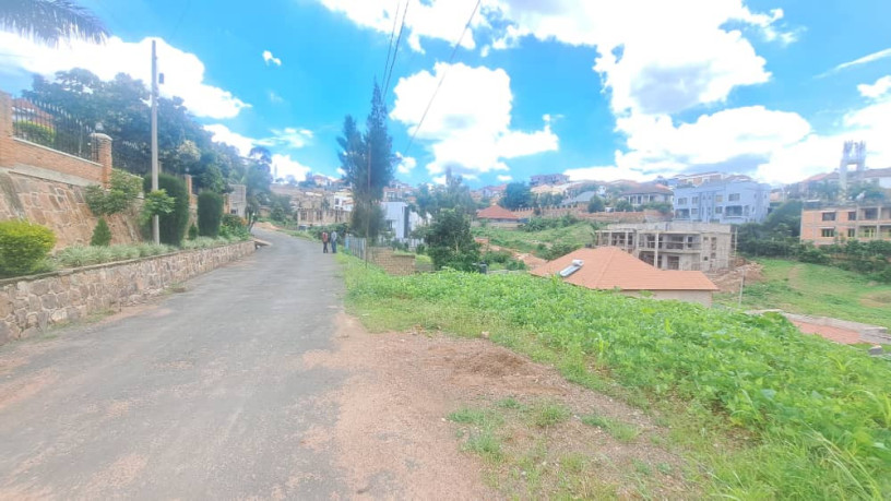 plot-for-sale-inkibagabaga-at-a-good-price-big-2