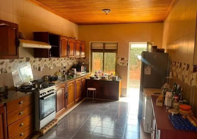 nyarutarama-house-for-sale-big-1