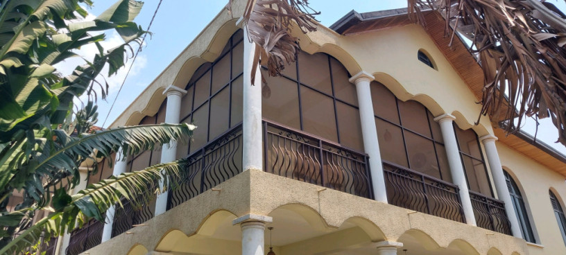 kigali-unfurnished-family-house-available-for-rent-in-kacyiru-big-1