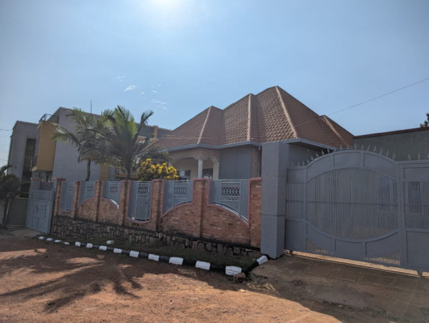 karama-norvege-modern-house-for-sale-in-in-kigali-big-7
