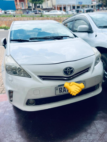toyota-prius-big-1