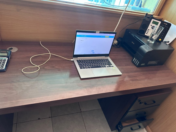 office-desks-big-1