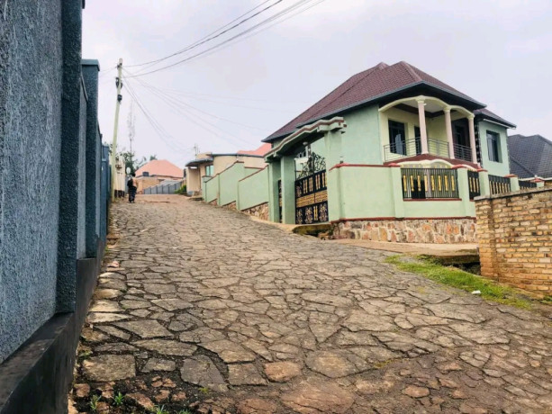 kimironko-residential-plot-for-sale-110million-big-2