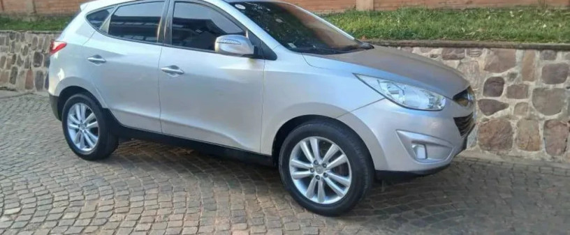 hyundai-tucson-automatic-2010-for-sale-big-0