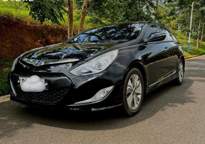 hyundai-sonata-big-1