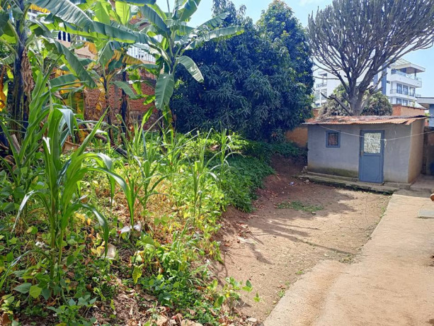 plot-for-sale-remera-on-tarmac-road-big-1