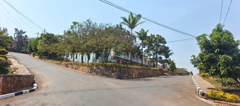 kibagabaga-located-plot-for-sale-200m-big-5