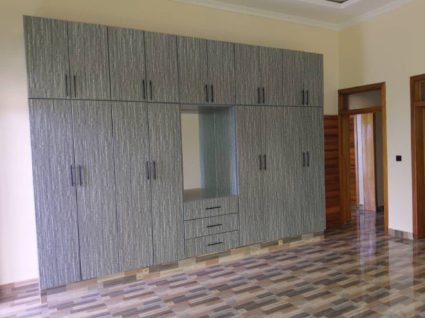 kibagabaga-unfurnished-new-and-nice-big-house-for-rent-in-kigali-big-7
