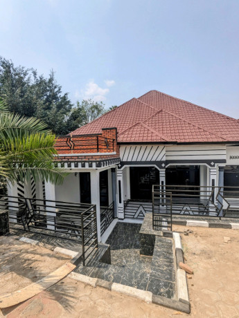 kigali-nice-new-unfurnished-house-for-rent-in-kicukiro-niboye-big-0