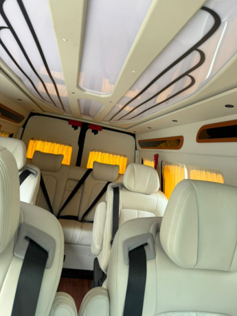 baw-2025-full-electric-car-330km-range-big-2