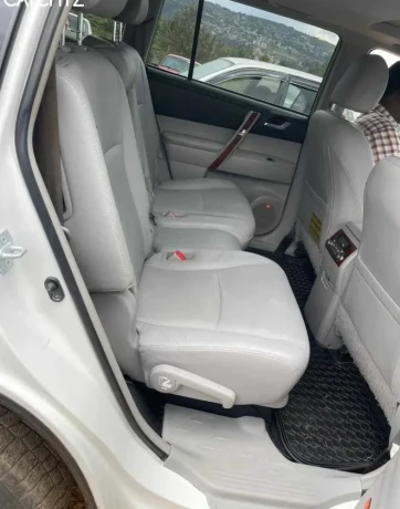 toyota-highlander-big-2